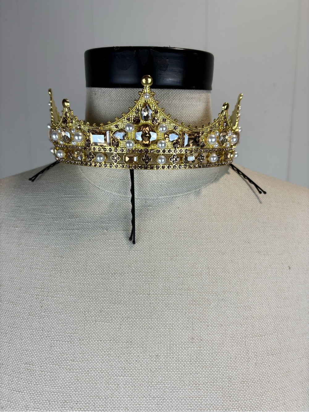 Costume Crown - Picture 2 of 5